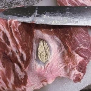 Dnes som si vo Walmarte kúpil bravčovú plec s úmyslom ju pomlieť na recept.