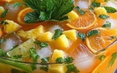 Melónovo-marhuľová ružová sangria: Šik letný kokteil